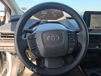 2025 Toyota Prius LE - miniatura 10