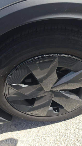 2025 Toyota Prius LE - miniatura 20