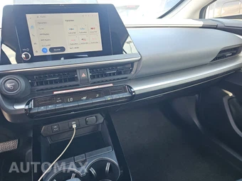 2025 Toyota Prius LE - miniatura 11