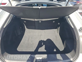 2025 Toyota Prius LE - miniatura 16