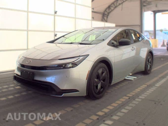 2025 Toyota Prius LE