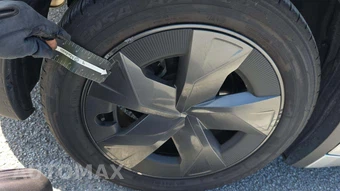 2025 Toyota Prius LE - miniatura 23