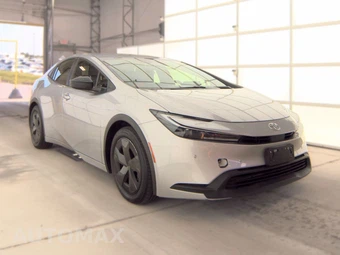 2025 Toyota Prius LE - miniatura 3