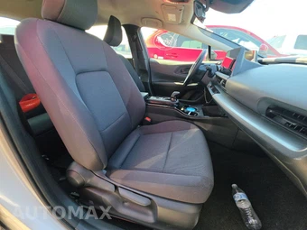 2025 Toyota Prius LE - miniatura 8