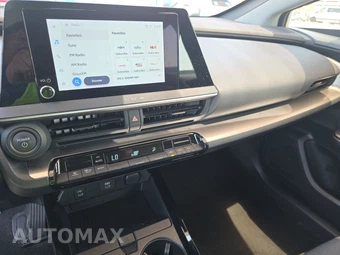 2025 Toyota Prius LE - miniatura 11