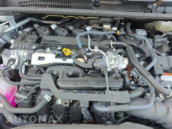 2025 Toyota Prius LE - miniatura 15