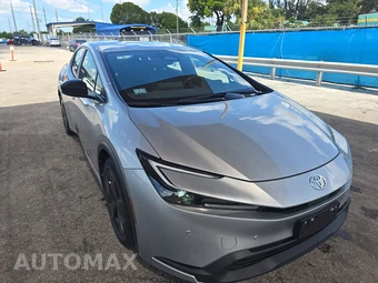2025 Toyota Prius LE - miniatura 3