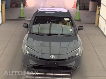 2025 Toyota Prius LE - miniatura 2