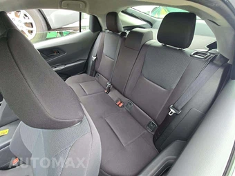 2025 Toyota Prius LE - miniatura 13