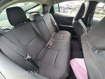 2025 Toyota Prius LE - miniatura 16