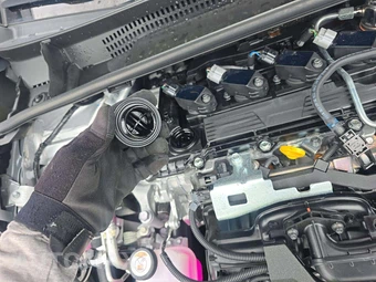 2025 Toyota Prius LE - miniatura 21
