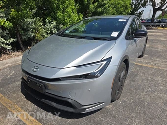 2025 Toyota Prius LE