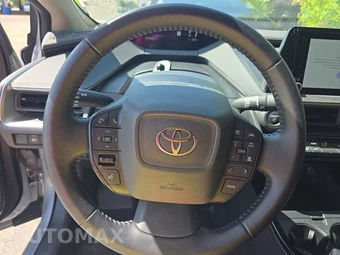 2025 Toyota Prius LE - miniatura 10