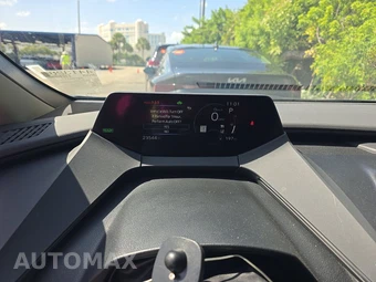2025 Toyota Prius LE - miniatura 12