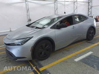 2025 Toyota Prius LE