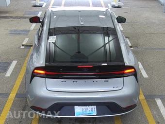 2025 Toyota Prius LE - miniatura 5