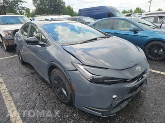 2025 Toyota Prius LE - miniatura 3