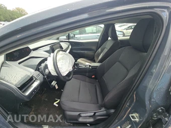 2025 Toyota Prius LE - miniatura 7