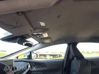 2025 Toyota Prius LE - miniatura 17