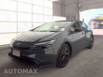 2025 Toyota Prius LE