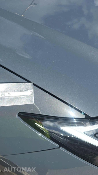 2025 Toyota Prius LE - miniatura 23