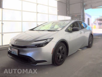 2025 Toyota Prius LE