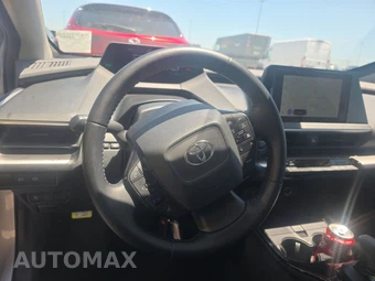 2025 Toyota Prius LE - miniatura 10