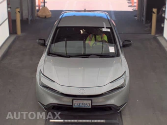 2025 Toyota Prius LE - miniatura 2
