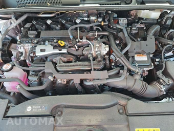 2025 Toyota Prius LE - miniatura 15
