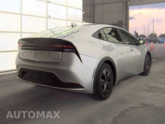 2025 Toyota Prius LE - miniatura 4