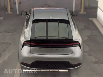 2025 Toyota Prius LE - miniatura 5