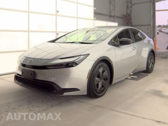 2025 Toyota Prius LE