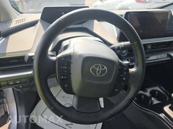 2025 Toyota Prius LE - miniatura 10