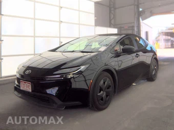 2025 Toyota Prius LE