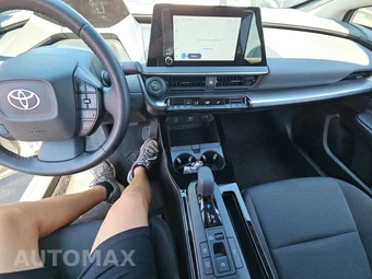 2025 Toyota Prius LE - miniatura 11
