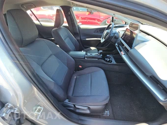 2025 Toyota Prius LE - miniatura 8