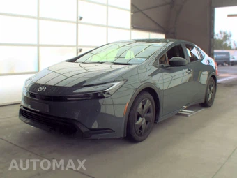 2025 Toyota Prius LE