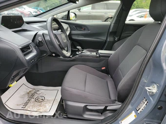 2025 Toyota Prius LE - miniatura 7