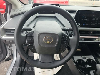 2025 Toyota Prius LE - miniatura 10