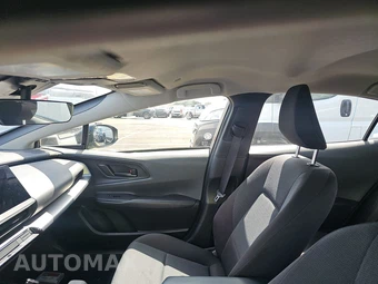 2025 Toyota Prius LE - miniatura 17