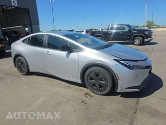 2025 Toyota Prius LE - miniatura 3