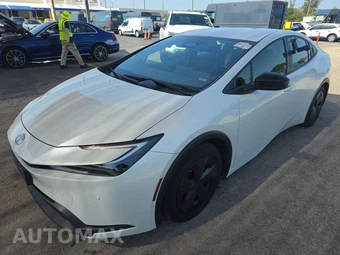 2025 Toyota Prius LE