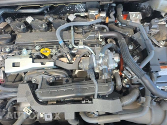 2025 Toyota Prius LE - miniatura 15