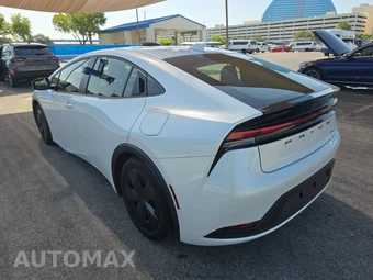 2025 Toyota Prius LE - miniatura 6
