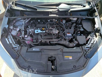 2025 Toyota Prius LE - miniatura 15