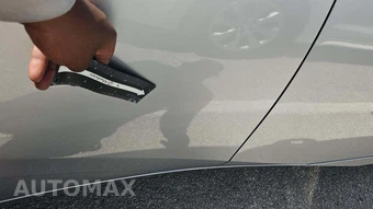 2025 Toyota Prius LE - miniatura 19