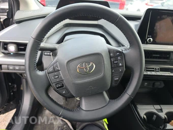 2025 Toyota Prius LE - miniatura 10