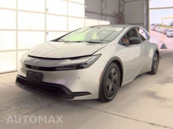 2025 Toyota Prius LE