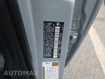 2025 Toyota Prius LE - miniatura 14