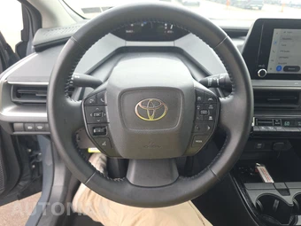 2025 Toyota Prius LE - miniatura 10
